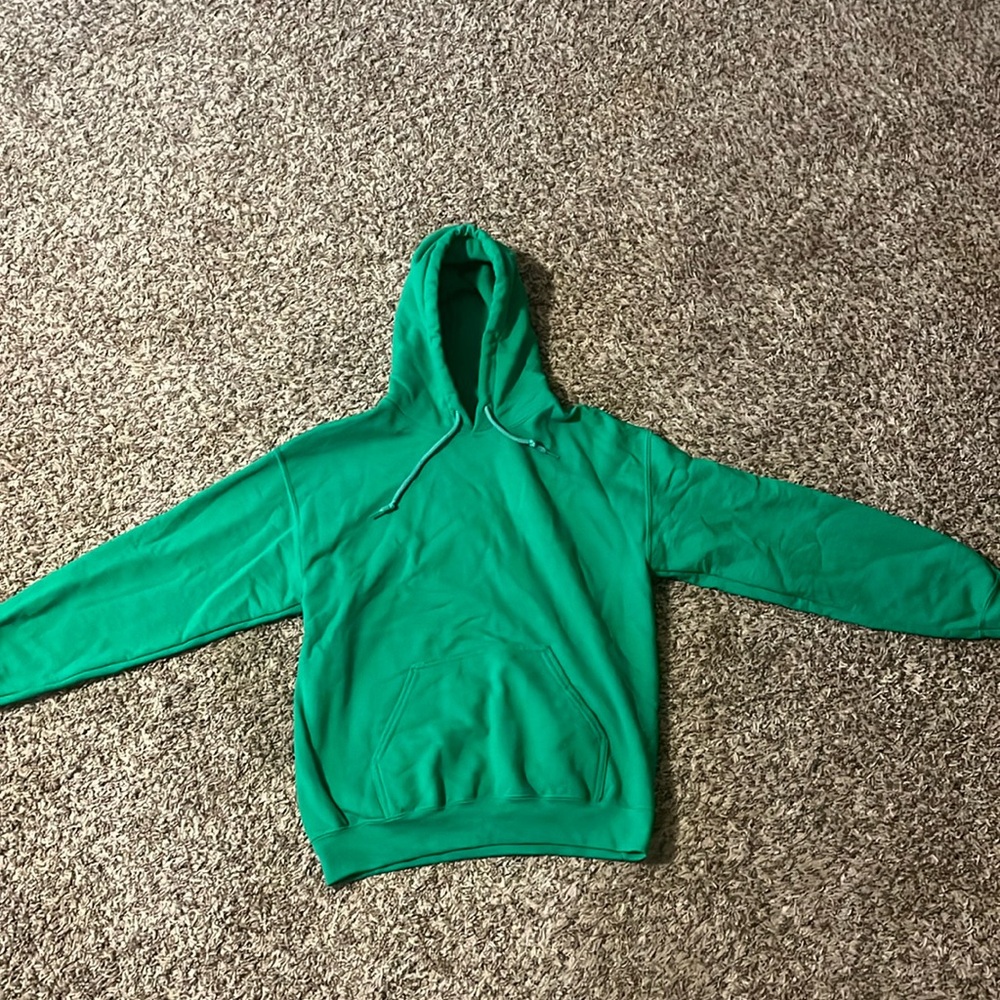 Gildan Green Hoodie Size Medium